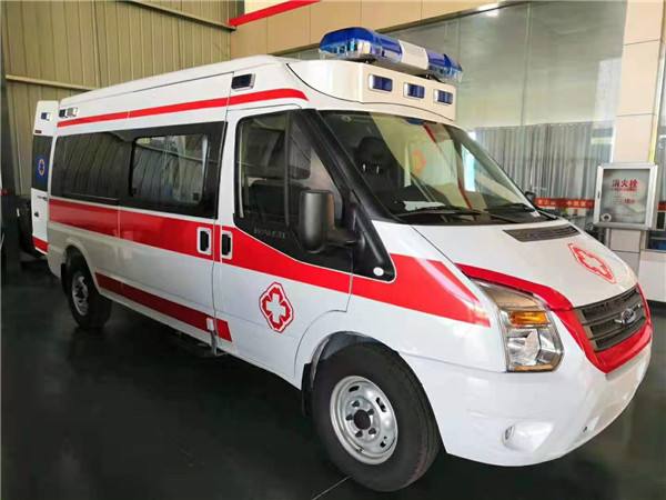 合江县福特V362救护车
